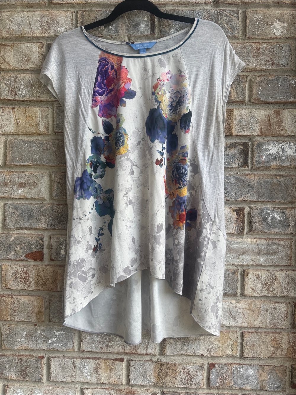 Simply Vera Vera Wang Gray Floral Hi-Low Tunic with Multicolor Blooms